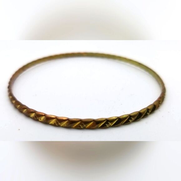 Cross tavern bangle‎ bracelet - Picture 1 of 2